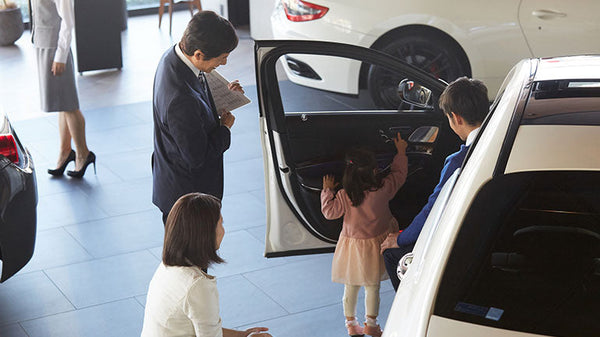 自動車販売の事業戦略